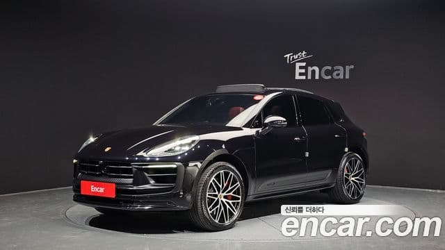 Porsche Macan 2023 — Şəkil 1/20