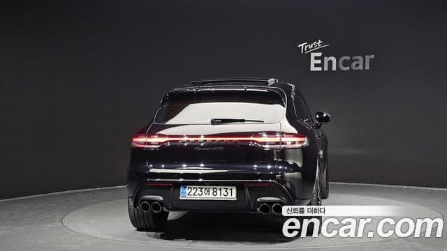 Porsche Macan 2023 — Şəkil 4/20