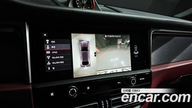 Porsche Macan 2023 — Şəkil 17/20