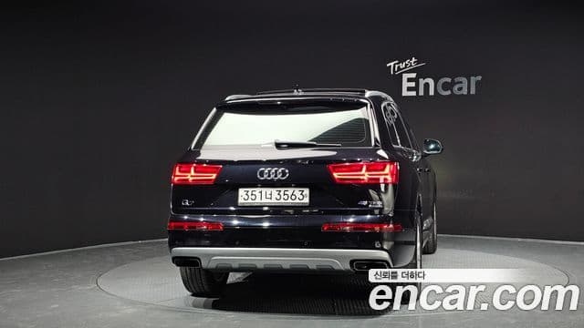 Audi Q7 2019 — Şəkil 4/20