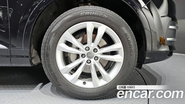 Audi Q7 2019 — Şəkil 5/20