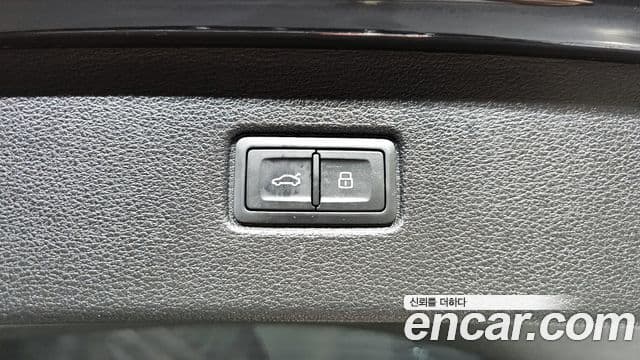 Audi Q7 2019 — Şəkil 20/20