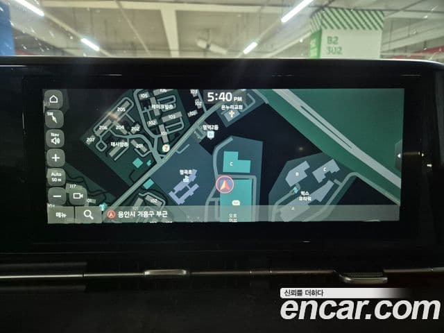 Kia Carnival 2022 — ფოტო 10/20