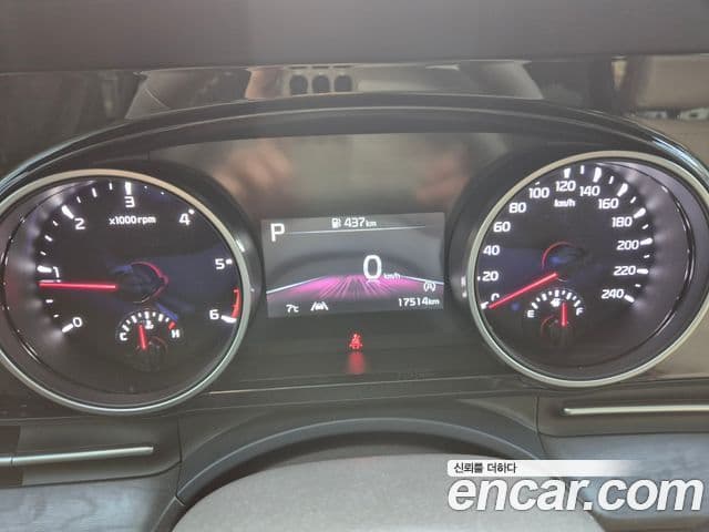 Kia Carnival 2021 — Şəkil 9/20