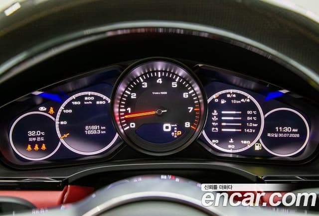 Porsche Cayenne 2021 — Photo 20/20