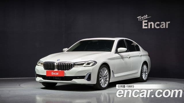 BMW 5 Series 2023 — ფოტო 1/20