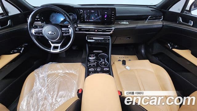 Kia K5 2020 — ფოტო 7/20