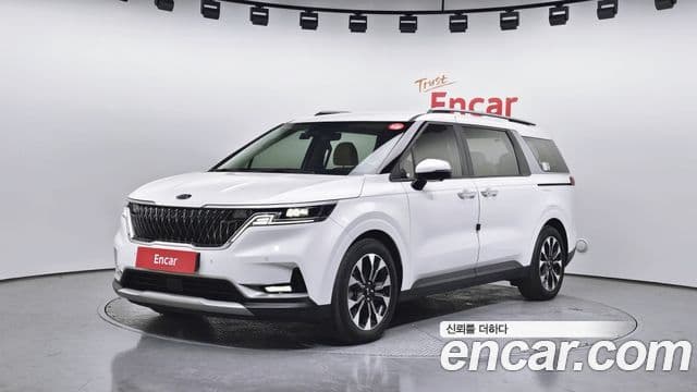 Kia Carnival 2020 — Фото 1/20