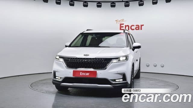 Kia Carnival 2020 — Фото 3/20