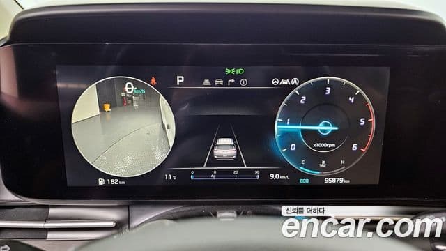 Kia Carnival 2020 — Фото 8/20