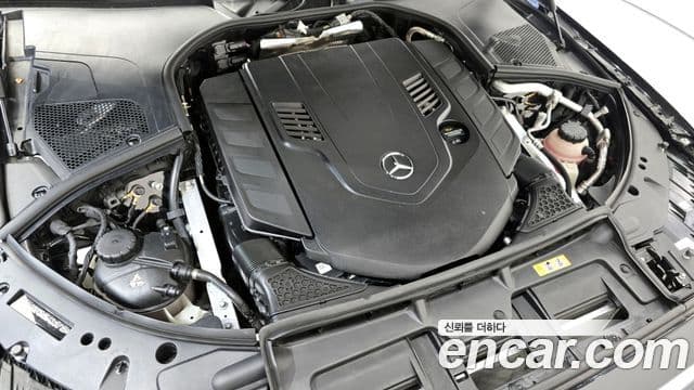 Mercedes-Benz S-Class 2025 — ფოტო 6/20