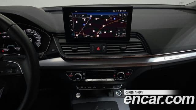 Audi Q5 2023 — фото 14 из 20