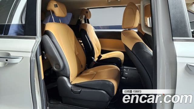 Kia Carnival 2020 — Şəkil 12/20