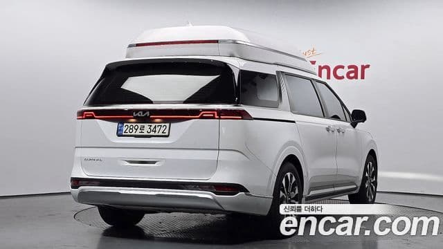 Kia Carnival 2021 — Фото 1/20