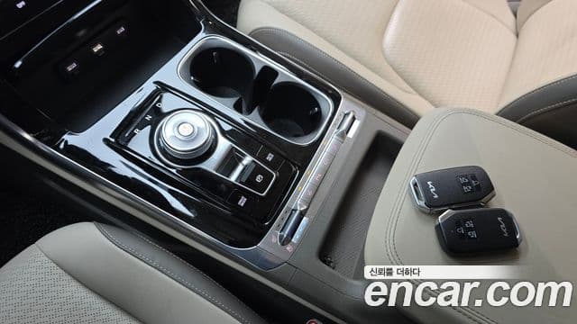 Kia Carnival 2021 — Фото 7/20