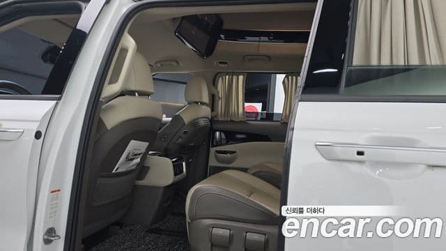 Kia Carnival 2021 — Фото 11/20