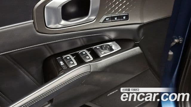 Kia Sorento 2020 — ფოტო 13/20
