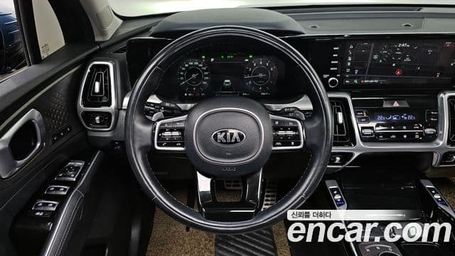 Kia Sorento 2020 — ფოტო 15/20