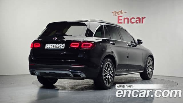Mercedes-Benz GLC-Class 2021 — ფოტო 2/20