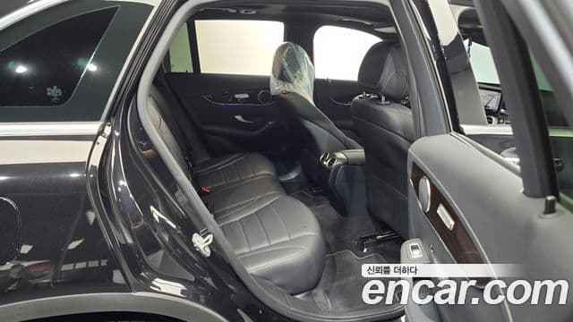 Mercedes-Benz GLC-Class 2021 — ფოტო 12/20