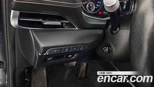 Genesis GV80 2020 — Şəkil 16/20
