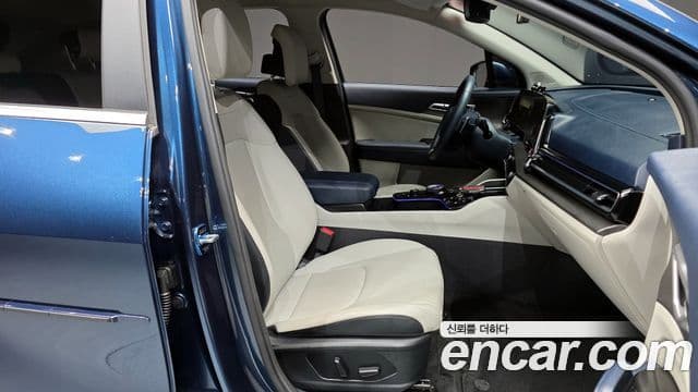 Kia Sportage 2022 — ფოტო 11/20