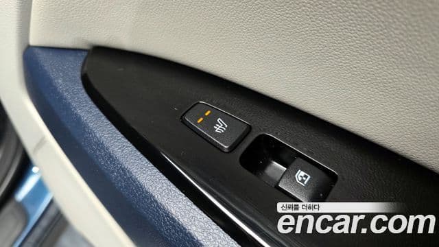 Kia Sportage 2022 — ფოტო 19/20