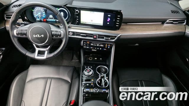 Kia K5 2022 — Şəkil 7/20
