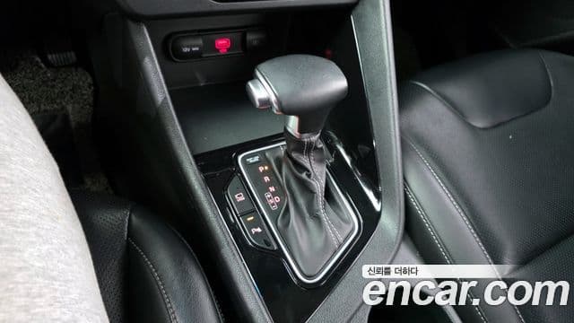 Kia Niro 2019 — Şəkil 9/20