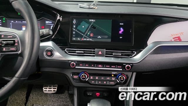 Kia Niro 2019 — Şəkil 18/20