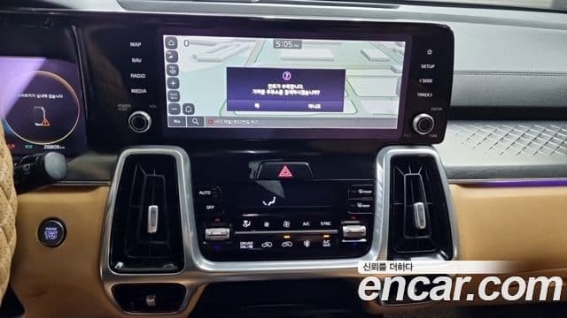 Kia Sorento 2021 — Şəkil 15/20