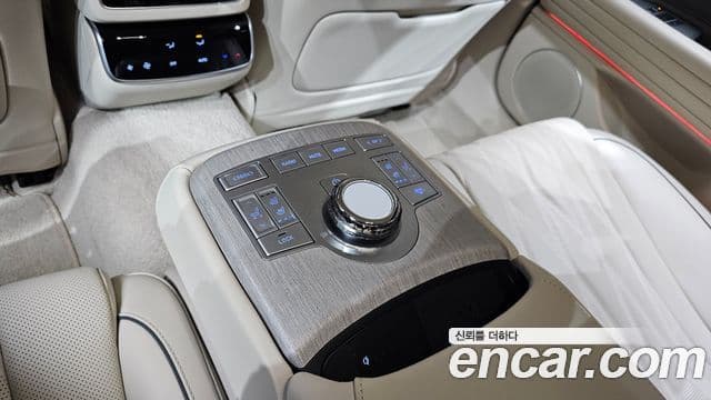 Genesis Electrified G80 2024 — Şəkil 18/20