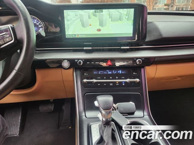 Kia Carnival 2021 — Şəkil 14/18