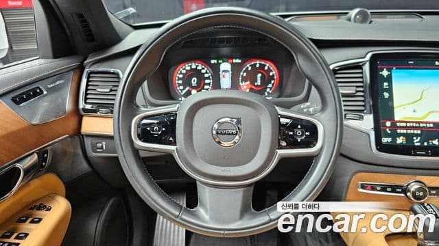 Volvo XC90 2019 — ფოტო 12/20