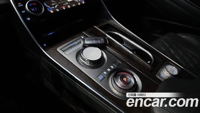 Genesis GV80 2023 — Şəkil 9/20