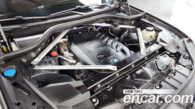 BMW X6 2022 — Photo 10/20