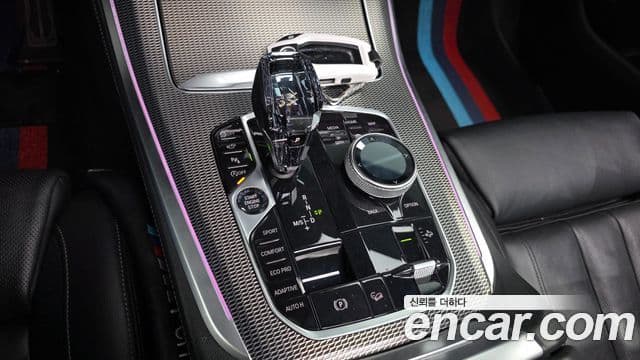 BMW X5 2019 — ფოტო 7/20