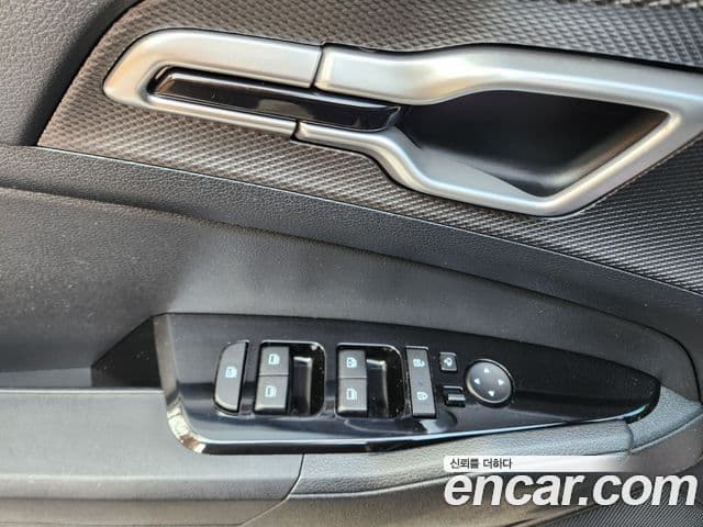 Kia Sportage 2022 — фото 7 из 15