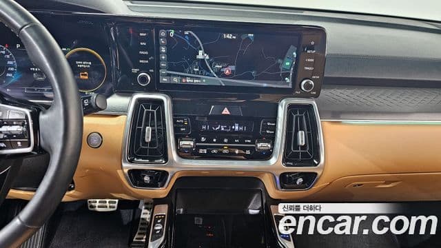 Kia Sorento 2021 — Şəkil 14/20