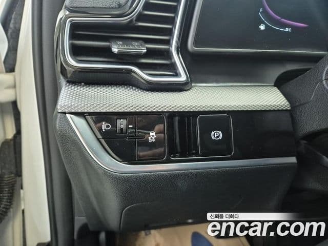 Kia Sportage 2022 — Şəkil 16/18
