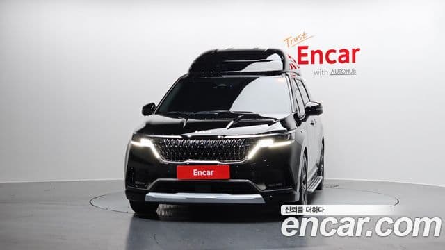 Kia Carnival 2023 — фото 3 из 20