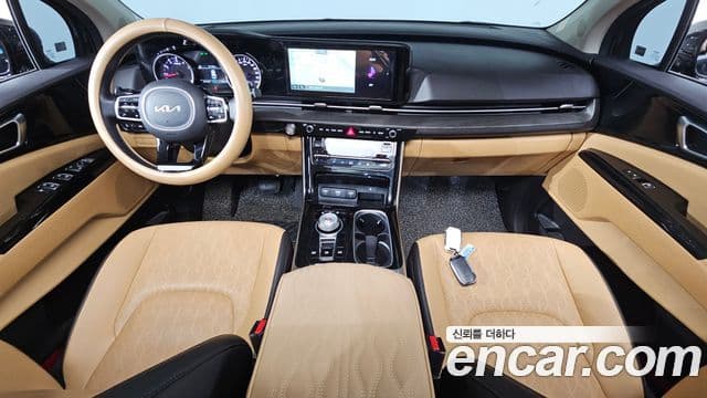 Kia Carnival 2022 — Фото 7/20