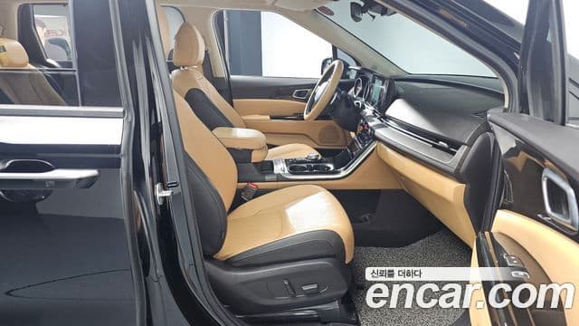 Kia Carnival 2022 — Фото 11/20