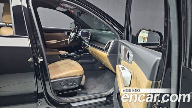 Kia Sorento 2023 — фото 10 из 20