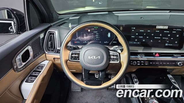 Kia Sorento 2023 — ფოტო 13/20