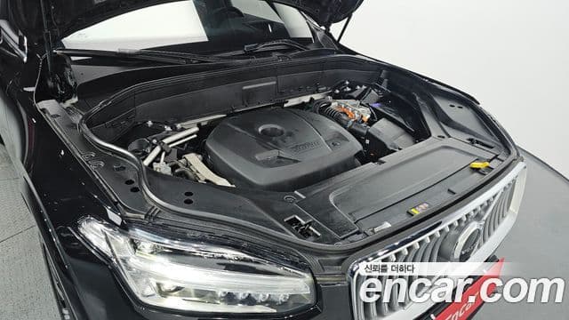 Volvo XC90 2021 — Photo 6/20