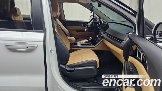 Kia Carnival 2021 — Şəkil 11/20