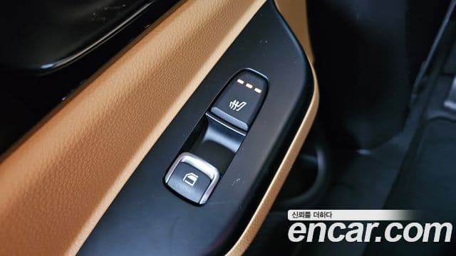 Kia Carnival 2021 — Şəkil 19/20