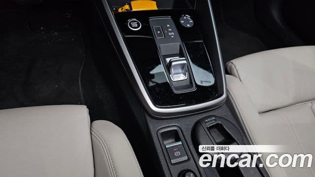 Audi A3 2023 — фото 9 из 20