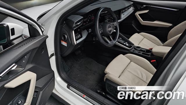 Audi A3 2023 — ფოტო 11/20